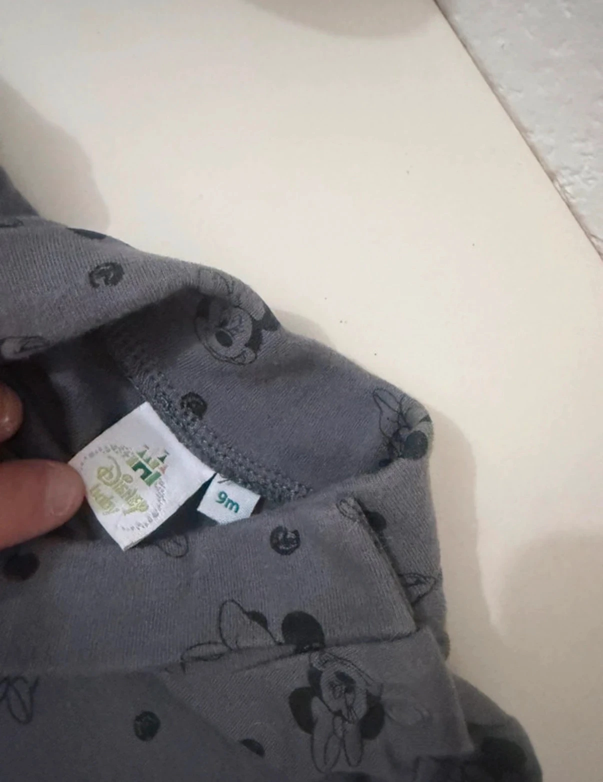 Disney Baby Minnie Mouse Pullover – Anthracite Gray – Size 9 months – photo 3